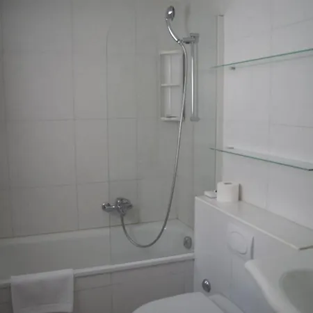 Konukevi Haus Darioli 2*